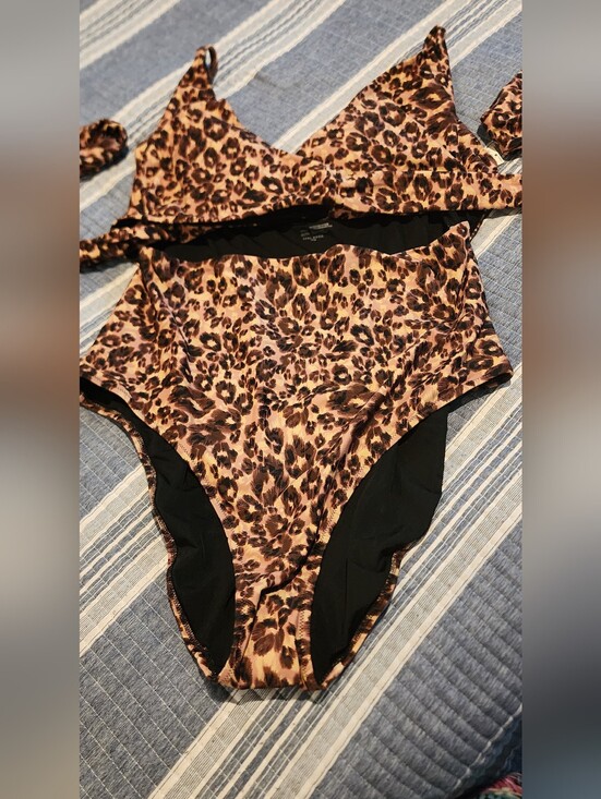 aerie Other - Aerie Leopard Print Wrap One-Piece Swimsuit  XXL